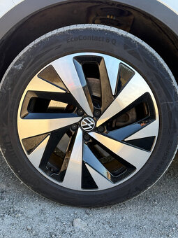 Volkswagen ID.4 Pro Performance 77kWh Tech - 8