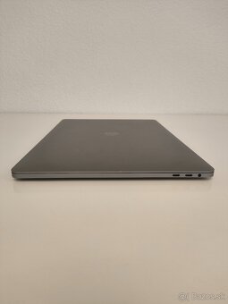 MacBook Pro 15 2017 | i7 • 16GB • 256GB SSD - 8