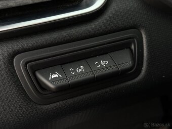 Renault Clio 1.0 - 8