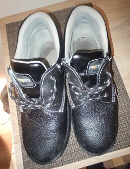 Bezpečnostné poltopánky FIRLOW S1P - 7 eur - 8
