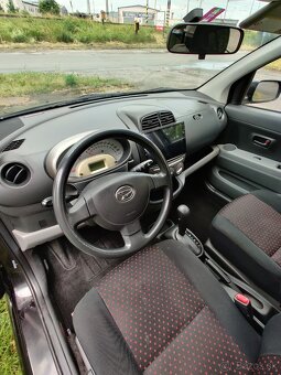 Daihatsu Sirion - 8