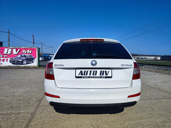 Škoda Octavia Combi 2.0 TDI Elegance/Style - 8