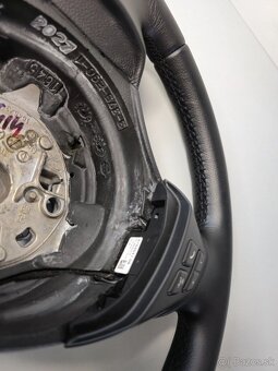 VOLANT BMW E90, E91, BMW X1 - 8