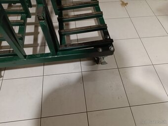 Predam vozika na velkoplosny material. - 8