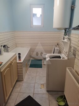 Na predaj: Pôvabný rodinný dom obci Bátorove Kosihy - 8