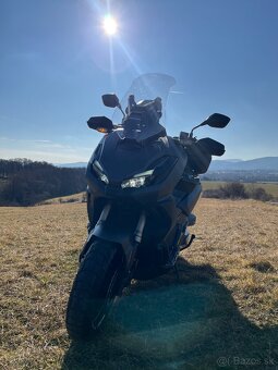 Honda ADV-350 - 8