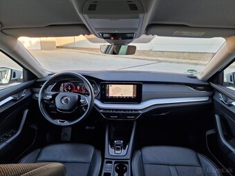 ŠKODA OCTAVIA COMBI 2.0TDI SCR STYLE DSG - 8