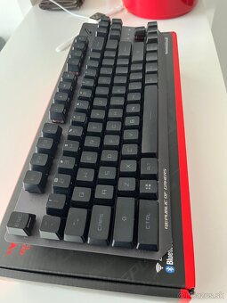 Herná bezdrôtová mechanická klávesnica Asus - 8