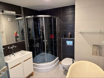 Na predaj: Priestranný 3izbový byt na predaj- Východ - 8