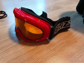 detske lyziarky, prilba a okuliare - 8