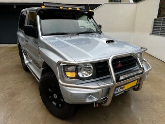 Mitsubishi Pajero 2.5 TD GL - 8