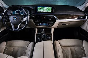 BMW 540i xDrive A/T, 250kW, 2018 - 8