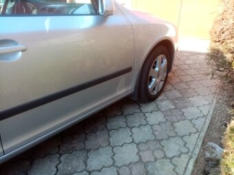 Škoda octavia 1.9.tdi 276 000km - 8
