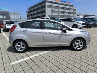 Ford Fiesta 1.4 16V - 8