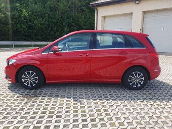 Mercedes B 180 - 8