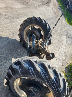 ponúkam ťažkú hnaciu nápravu na zetor - 8