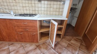 Kuchynská linka - 8
