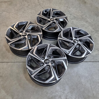 Hyundai disky 5x114,3 R16 6,5J ET50 - 8
