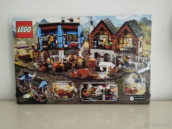 LEGO Castle 10193 Medieval Market Village (s krabicou) - 8