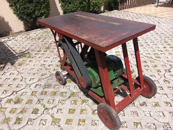 Cirkulár - okružná píla 4,5kW - 8