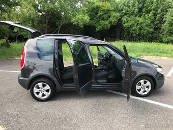 Škoda Roomster 1.2 TSI Scout - 8