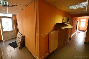 Hala a prevádzková budova na PREDAJ Prievidza. - 8