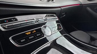 Mercedes-Benz E200d - 8
