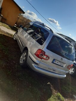 Predám Volkswagen Sharan 1,9 TDi 85kw 4×4 - 8