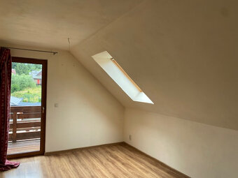 Bývanie v domčeku len kúsok od B. Bystrice? Nech sa páči ... - 8