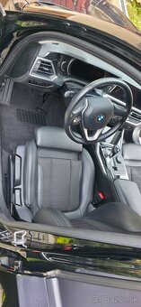 BMW 318D 110kw rv2020 8st AT - 8