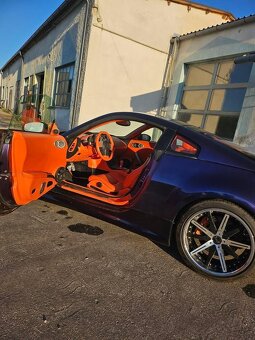 Nissan 350Z - 8
