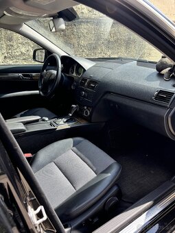 Mercedes c - 8