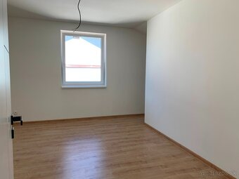 PREDAJ NOVOSTAVBA 4-izbový byt, garáž, pivnica, park.miesto - 8