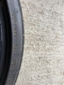 225/35 R20 a 255/30 R20 Minerva - 8