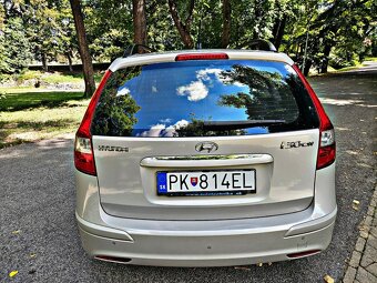 Hyundai i30 Combi family 1.6 benzín 93kW - 8