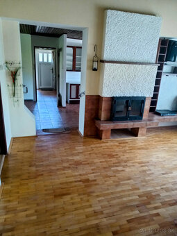 Prenájom pekný veľký 4 iz RD , terasa, krb, záhrada - 8
