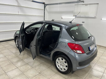 Peugeot 207 1,4 Benzin1 majitel...131000 Km - 8