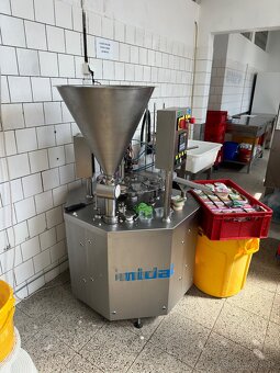 Automatická linka,plnička a balička šalátov a nátierok Midai - 8