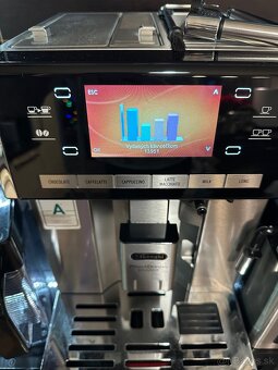 DeLonghi PrimaDonna Exclusive ESAM 6900 - 8