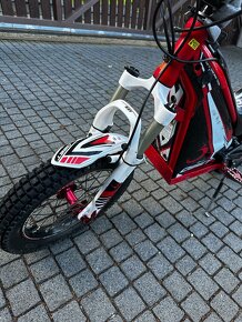 Predám detský motocykel Oset 16 Racing - 8