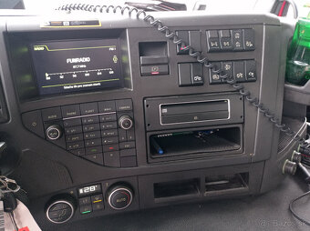 Predám vyklápač VOLVO - 8