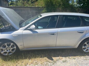 Rozpredám alfa romeo 159sw 2009 - 8