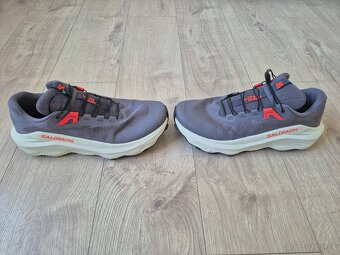Predám bežecké tenisky Salomon Ultra Glide 3 - 8