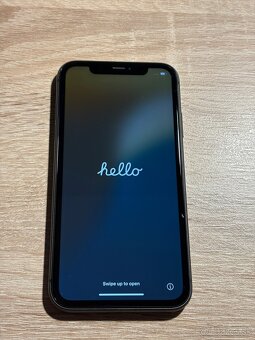 iPhone 11 - 128 GB, čierna farba - 8