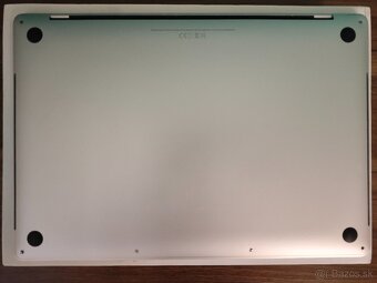 MacBook Pro 15 2016 | i7 • 16GB • 256GB SSD - 8