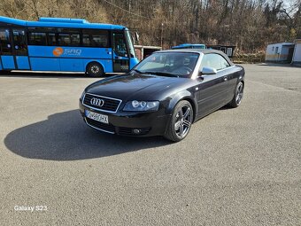 Audi A4 B6 Cabrio 2.4 V6 - 8