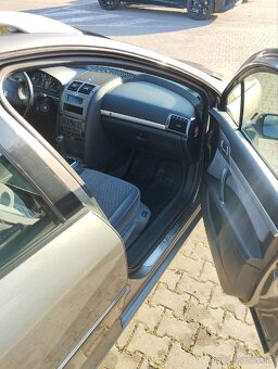 Peugeot 407sw - 8