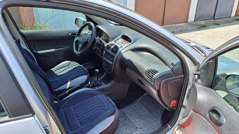 PEUGEOT 206 5P 1,4E - 8