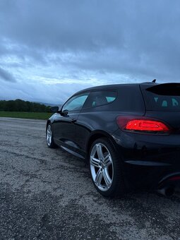 VW Scirocco R - 8
