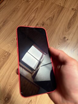 iPhone 13 red TOP stav - 8